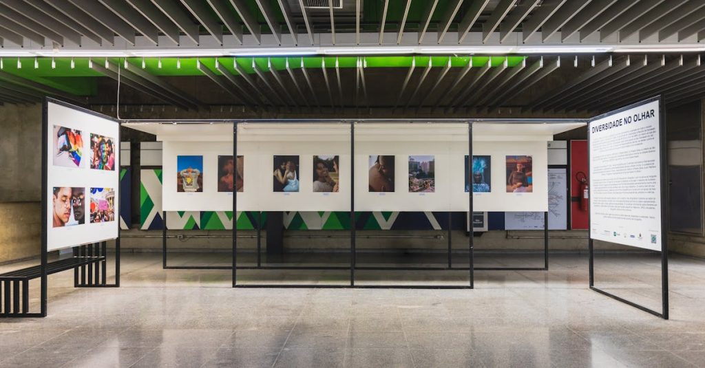 découvrez les galeries d'art contemporain émergentes à barcelone, mettant en avant des artistes innovants et des expositions inédites dans la scène artistique dynamique de la ville.