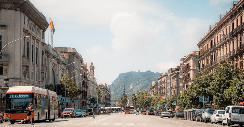Découvrir les blogueurs locaux de barcelone à suivre absolument 2 découvrez les blogueurs locaux de barcelone, leurs astuces, guides authentiques et recommandations pour profiter pleinement de la ville.