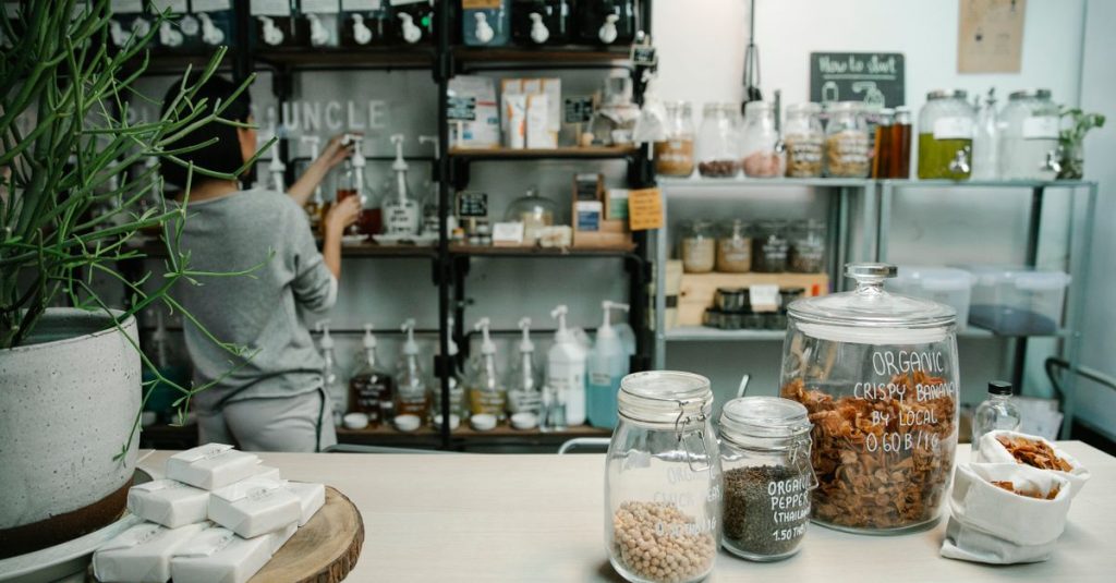 Où trouver des boutiques de mode éthique à barcelone pour un shopping responsable 2 découvrez les boutiques de mode éthique à barcelone, proposant des vêtements durables et respectueux de l'environnement pour un style responsable.