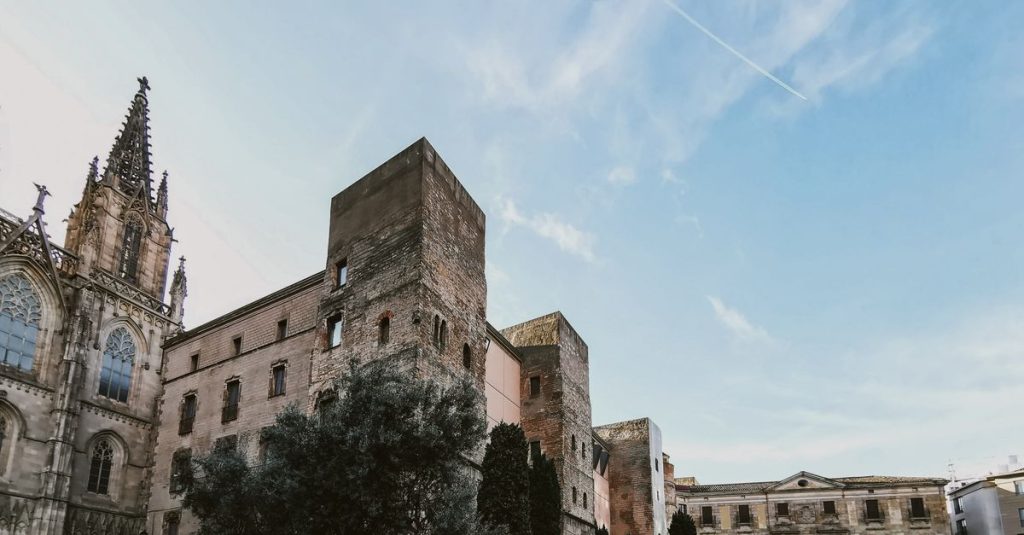 Évasion week-end proche barcelone : les meilleures destinations à découvrir 2 découvrez les meilleures escapades pour un weekend près de barcelone, alliant détente, culture et nature à seulement quelques kilomètres de la ville.