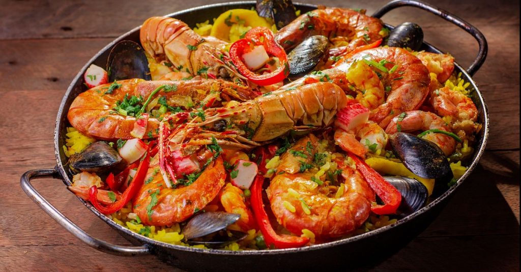 Redécouvrez les plats catalans oubliés dans les restaurants authentiques de barcelone 2 découvrez la cuisine catalane, riche en saveurs méditerranéennes, avec ses plats traditionnels délicieux et son héritage culinaire unique.