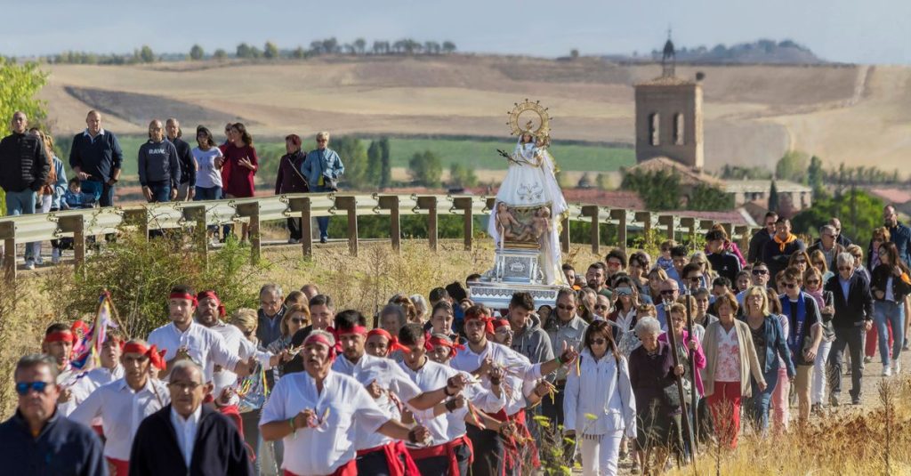 Découvrez des routes de pèlerinage alternatives en espagne loin des sentiers battus 2 découvrez des itinéraires alternatifs de pèlerinage en espagne, offrant des chemins authentiques loin des sentiers battus pour une expérience unique et spirituelle.