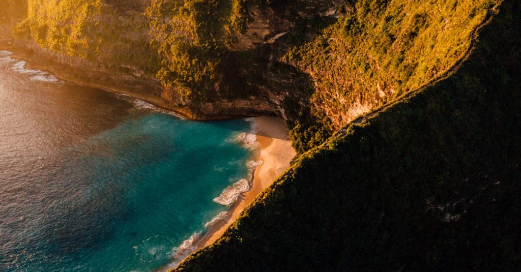 Plages secrètes pour randonneurs en espagne à découvrir absolument 2 découvrez des plages secrètes et préservées, loin de la foule, idéales pour des escapades paisibles et inoubliables au cœur de la nature.