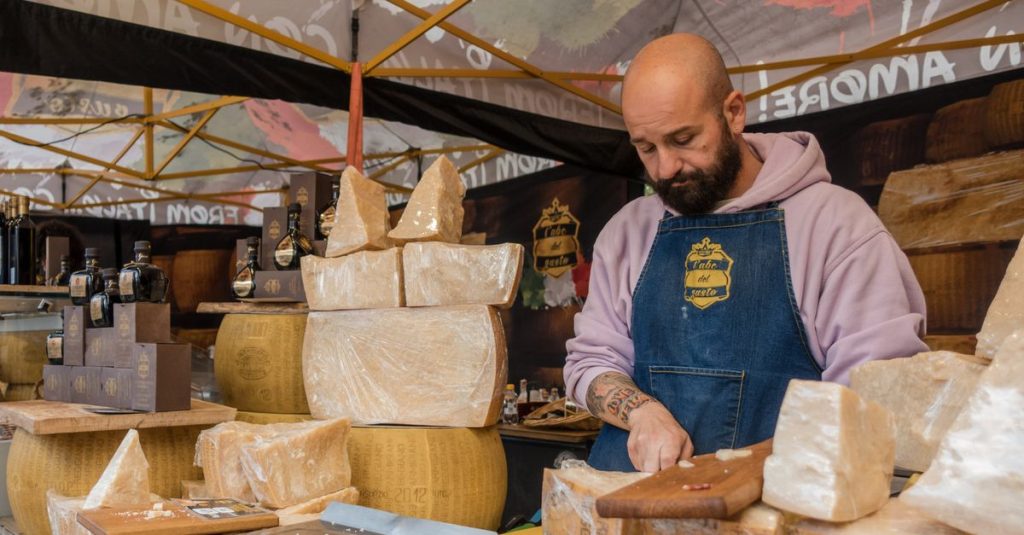 découvrez les spécialités fromagères régionales espagnoles, un voyage gustatif à travers les saveurs authentiques de chaque région d'espagne.