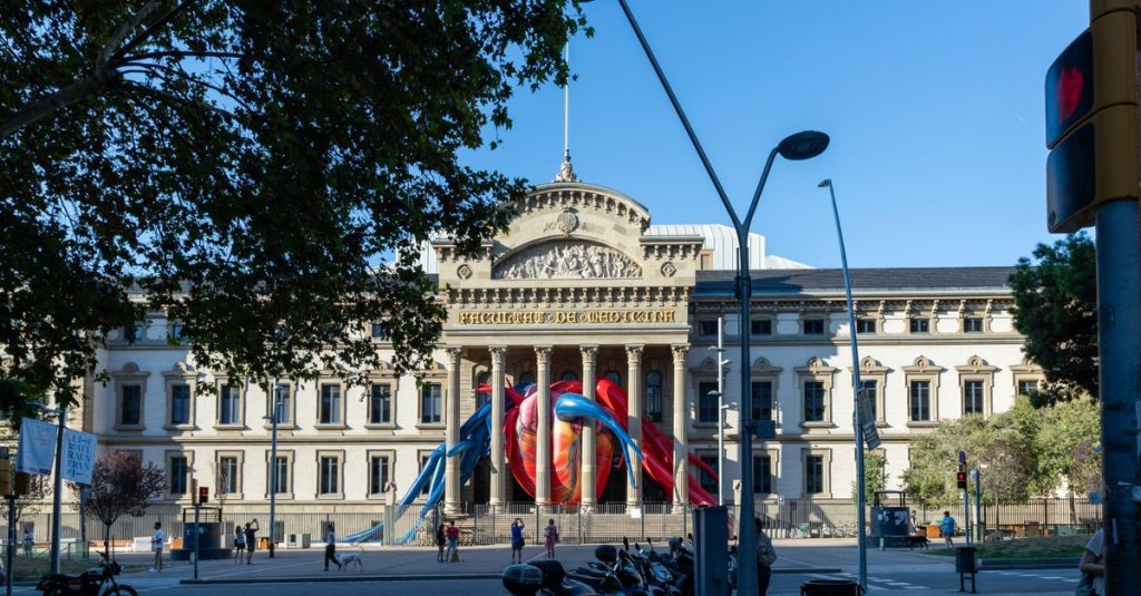 Découvrez les Meilleures Galeries d'Art à Barcelone : Un Voyage Culturel Incontournable 3 découvrez les meilleures galeries d'art à barcelone, où la créativité rencontre l'histoire dans des expositions uniques et inspirantes.