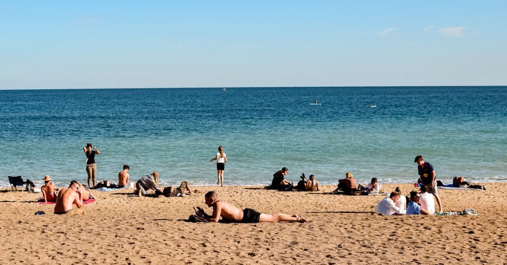 découvrez les meilleures activités d'été à barcelone, entre plages ensoleillées, festivals culturels et excursions inoubliables pour profiter pleinement de la ville.