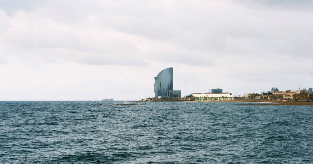 Meilleures plages de barcelone pour profiter du soleil et de la mer 8 découvrez les meilleures plages de barcelone où soleil, sable fin et ambiance méditerranéenne vous attendent pour des vacances inoubliables.