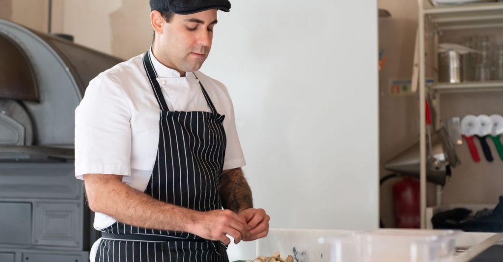 découvrez les saveurs authentiques de la cuisine catalane avec notre cours de cuisine interactif, idéal pour les amateurs de gastronomie et les passionnés de culture.
