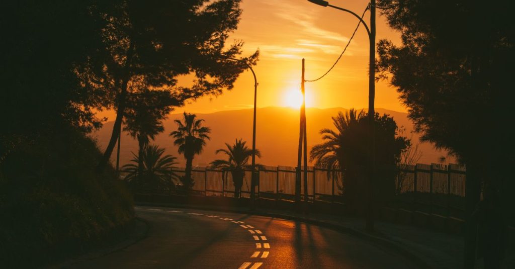 Que faire le soir à barcelone en couple pour une soirée romantique inoubliable 5 découvrez comment passer une soirée romantique inoubliable à barcelone, avec des idées de dîners, balades et endroits charmants pour les couples.