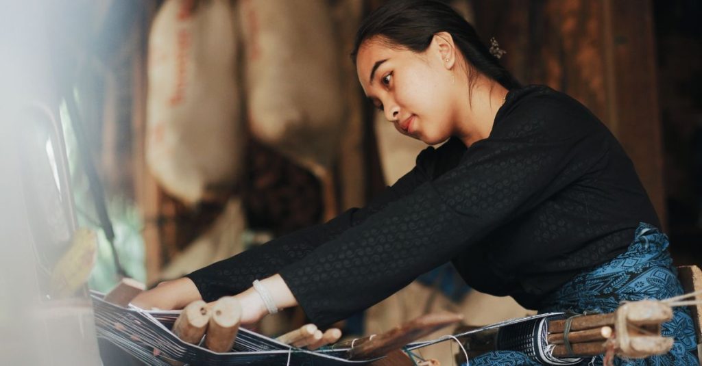 Découvrir l'artisanat textile traditionnel en galice et ses techniques ancestrales 2 découvrez l'artisanat traditionnel du textile, alliant savoir-faire ancestral et techniques authentiques pour des créations uniques et de qualité.